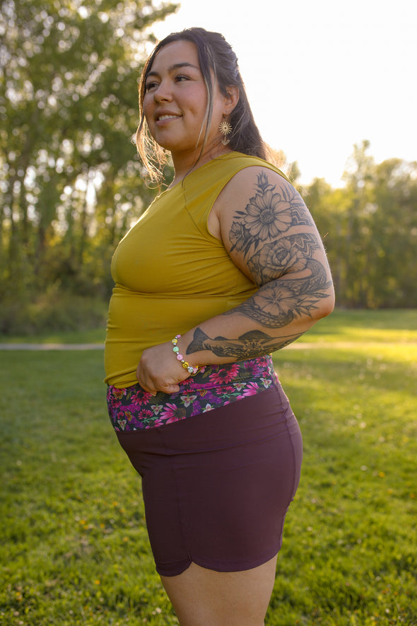 Outshine Short | Nightshade
