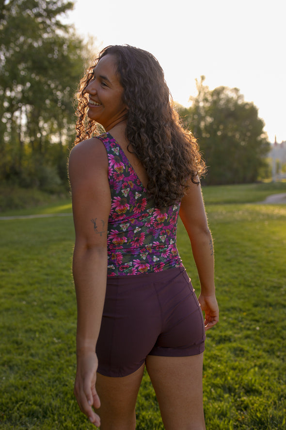 Outshine Short | Nightshade